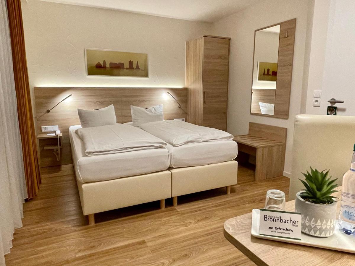 Hotel Bronnbacher Hof Вертгейм Экстерьер фото