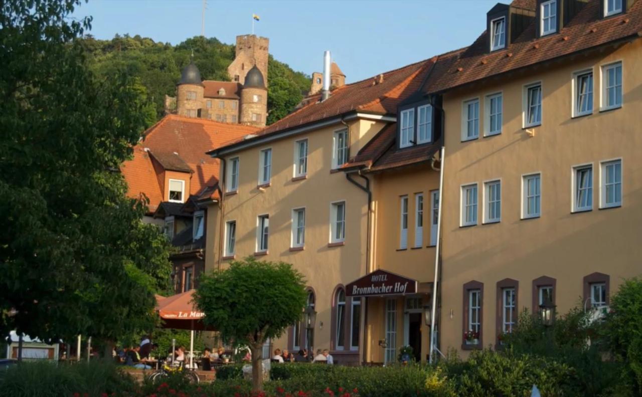 Hotel Bronnbacher Hof Вертгейм Экстерьер фото