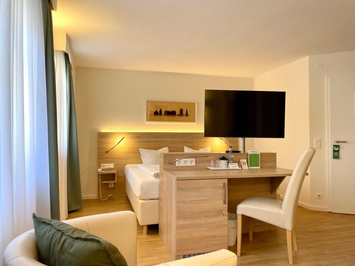 Hotel Bronnbacher Hof Вертгейм Экстерьер фото