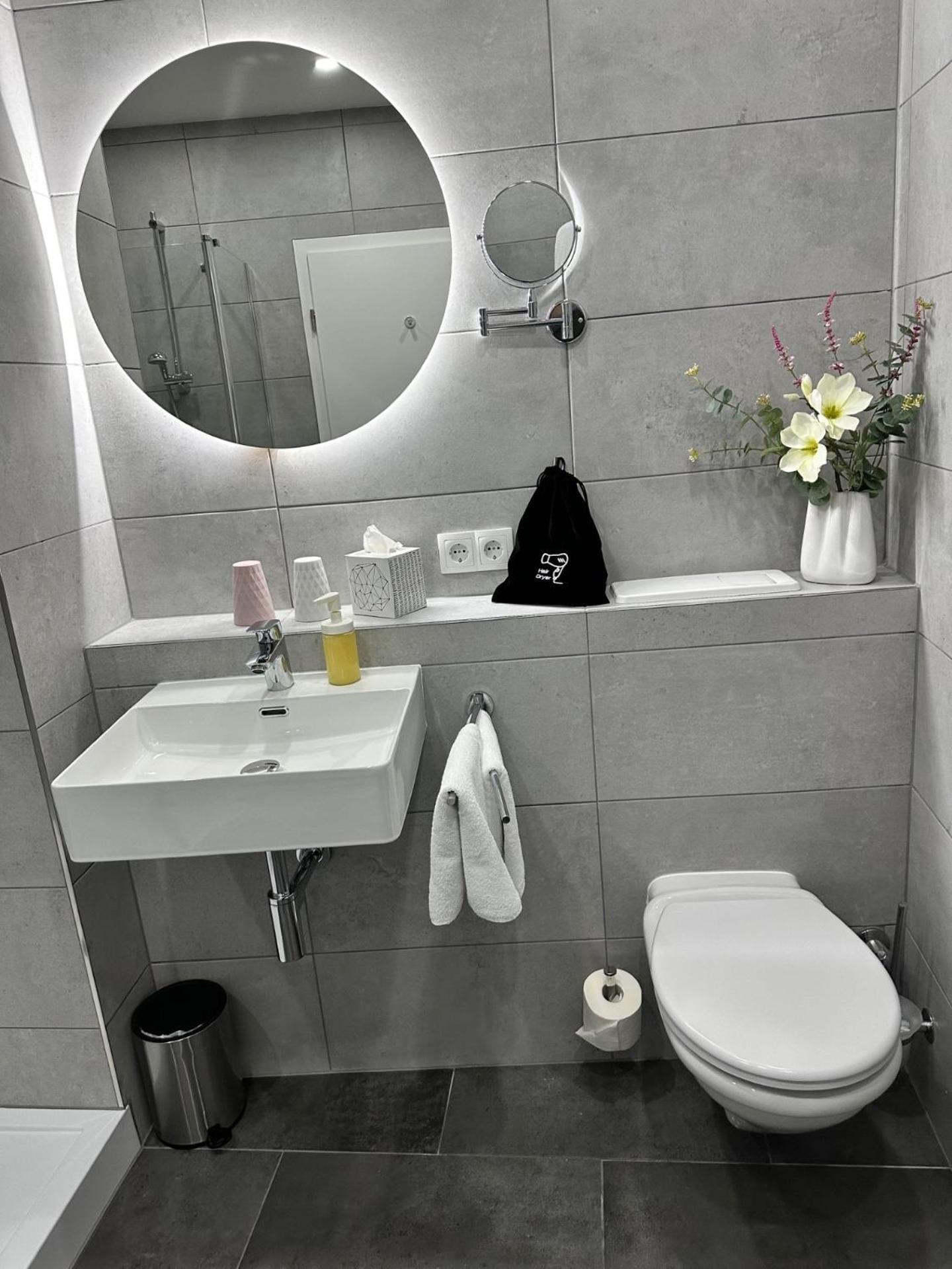 Hotel Bronnbacher Hof Вертгейм Экстерьер фото